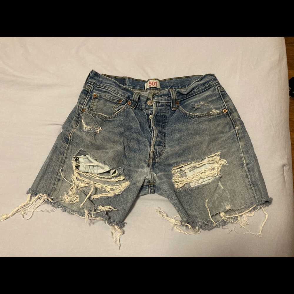 Urban Outfitters renewal vintage Levi’s shorts